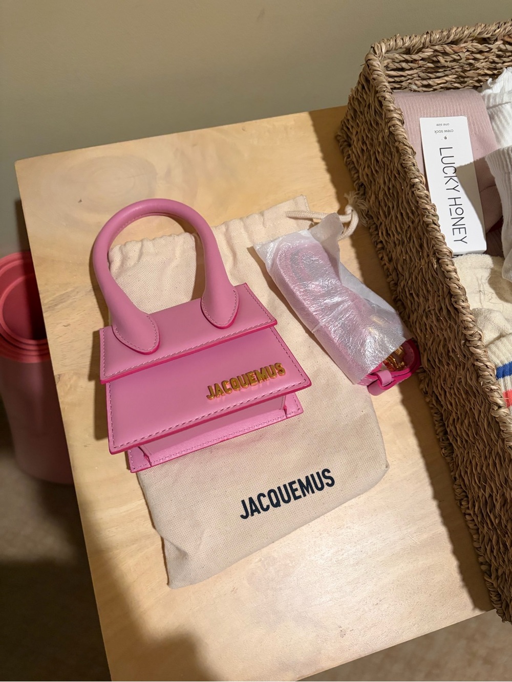 Jacquemus Le Chiquito Mini Bag in Light Pink - Picture 4 of 11